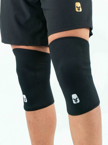  Neoprene Knee Braces - Black