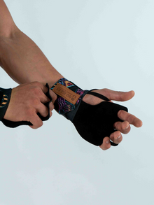  Hand Grips with Wrist Straps - Catrinas